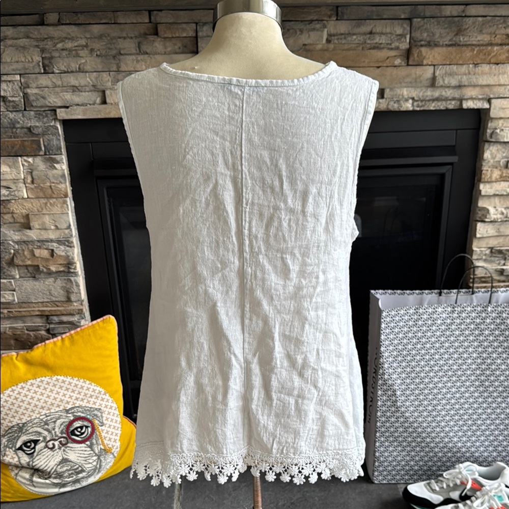 Made in Italy Linen Asymmetrical White Sleeveless Tank Top - Picture 2 of 12